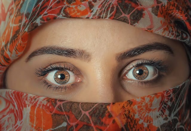 110+ Best Eyes Pick Up Lines to Make Her Stare Back in Love 2 image of Eyes Pick Up Lines